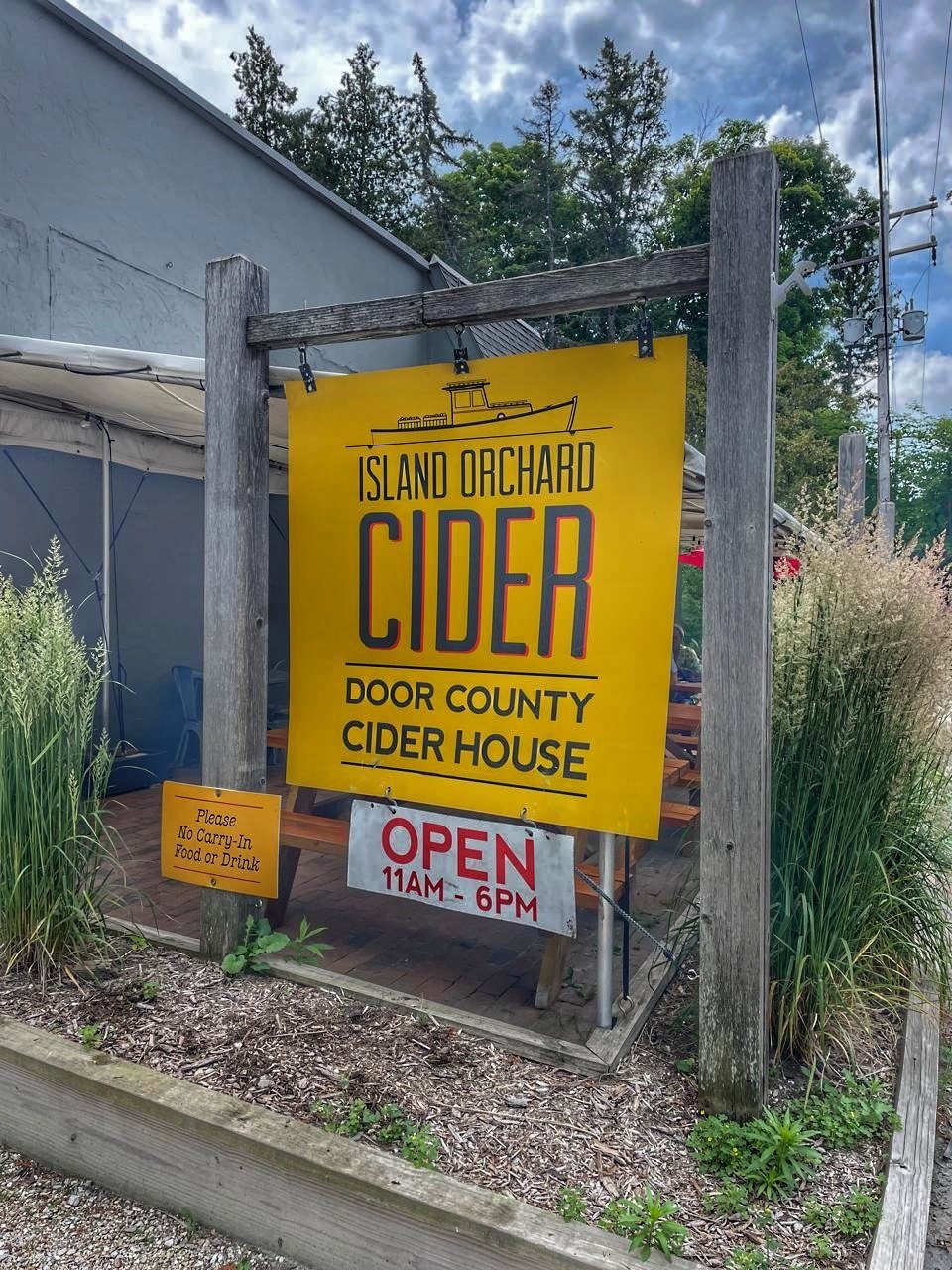 Island Orchard Cider (1 of 5)